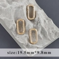 Tre moschettoni ovali placcati oro 18k su base di pietra, misura 19,5mm x 9,8mm - Stile Ovale Sottile Oro (M110907)