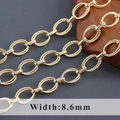 Cadena de cruz de 8,6 mm bañada en oro de 18k con anillos dobles trenzados y conectores lisos - Cadena Dorada Ovalada de Doble Lazo Trenzado (C21412) / 1m