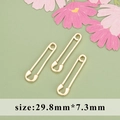 Tres imperdibles bañados en oro de 18k de 29,8mm x 7,3mm para joyería artesanal - Alfiler de Gancho Pequeño (M112711)