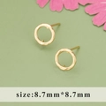 Pendientes de botón redondos de 8,7mm bañados en oro 18k con textura martillada - Estilo de Círculo con Textura Martillada (MD5901A) / Dorado