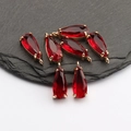 Donkerrode waterdruppel hangers met 18k goud vergulde zetting voor sieraden maken - Helderrood (M62705)