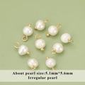Pendenti in perle d'acqua dolce barocche irregolari con anelli dorati, 5,1x5,6 mm - Pendaglio in Perla Irregolare Bianco Caldo (MD9317S) / Confezione da 10