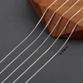 DIY Schmuckmaterial 0,8 mm versilberte Venezianerkette mit poliertem Finish - C6415 (3 Meter)