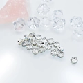 Primer plano de espaciadores ondulados de 6mm con diamantes de imitación para joyería DIY - 6mm Ondulado Plateado / Circonita de Colores