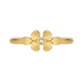 Lucky clover zircon ring in gold finish with textured band and luxury petal design - US 6 / Gold