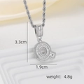 Macro detail of silver letter Q pendant with cubic zirconia and dimensions 3.3cm - Q Style - Silver (Pendant And Rope Chain)