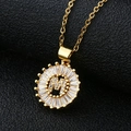 Collana in rame dorato con ciondolo a cerchio lettera M e dettagli in zirconi luccicanti - Lettera M Oro Solo Pendente (Senza Catena)