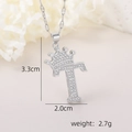 Détail du pendentif couronne lettre T argenté avec dimensions de 3,3 cm par 2,0 cm - Pendentif Couronne Lettre T Argenté / Argent