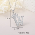 Vue détaillée du pendentif lettre W en argent avec couronne et dimensions 3,2cm x 2,4cm - Pendentif Couronne Lettre W Argenté / Argent