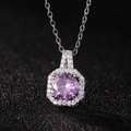 Elegante collar de plata con colgante de circón morado redondo y pavé de diamantes - Solo Colgante (Sin Collar) - Púrpura
