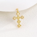 Vue détaillée du pendentif croix plaqué or avec micro-pavé de zircons jaunes - Pendentif Uniquement (Sans Chaîne) / Jaune (Novembre)