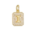 Macro-opname van de vergulde rechthoekige hanger met zirkonia pavé en de letter I - Gouden Letter I Hanger Zonder Ketting