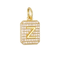 Detailopname van vierkante gouden hanger met letter Z en witte zirkonia steentjes - Gouden Letter Z Hanger Zonder Ketting