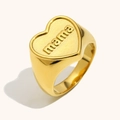Anello a cuore in acciaio inossidabile placcato oro 18K con scritta mama a rilievo - US 6 / Oro