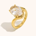 Bague bypass plaquée or 18K avec un grand zircon ovale et sertissage à 4 griffes - US 6 / Or