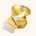 Anello a onda minimalista in acciaio inossidabile placcato oro 18K lucido - US 6 / Oro