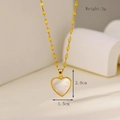 Détail du pendentif cœur avec nacre montrant les dimensions 2,0 cm x 1,5 cm et le poids de 3g - Cœur de Coquillage Blanc