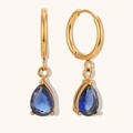 Détail de pendentifs en zircon bleu poire sur des créoles en acier inoxydable doré - Bleu