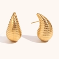 Pendientes de gota hueca en acero inoxidable chapado en oro de 18K con textura acanalada - Dorado