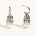 Pendientes de gota en metal arrugado chapado en oro 18K con perlas blancas puras - Pendientes de Perlas en Forma de Gota Martillados / Color acero
