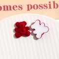 Dettaglio di ciondoli a forma di orso rosso floccato per orecchini e accessori DIY - Rosso