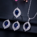 Dettaglio del set di gioielli da sposa di lusso con zaffiri blu scuro e tagli marquise - Numero 8 / Blu scuro