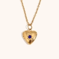 Collier médaillon cœur plaqué or 18 carats avec pierre de naissance bleue et décor étoilé - Septembre Bleu Foncé
