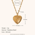 Locket necklace in 18K gold plated stainless steel with embossed heart pendant - Grid Heart Locket / Gold