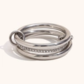 Anillo moderno de capas entrelazadas en plata con pavé de cristales de circonita - Estilo de Tres Capas con Pavé (Acero)