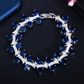 Luxurious deep blue round zircon bracelet with silver metal plating and pavé accents - Blue