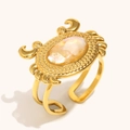 Vergoldeter Krabbenring mit großem ovalem Opal und verstellbarem offenem Ringband - Opal Goldene Krabbe Stil / Offen Verstelbar
