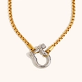 Collier chaîne box plaqué or 18K avec un pendentif manille fer à cheval bicolore argenté - Chaîne Dorée-Fermoir Argenté