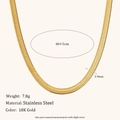 Detailed view of 3.9mm flat herringbone chain in 18K gold plated stainless steel - Herringbone Chain (N175) / 40cm+5cm / Gold