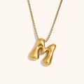 Collana con pendente a lettera M stile palloncino placcata in oro 18K con catena box - Oro-M