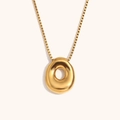 Collana con iniziale a bolla placcata oro 18 carati con catena a maglia veneziana - Oro-O