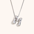 Collana con pendente lettera M a bolla 3D in argento lucido con catena veneziana per donna - Colore Acciaio-M