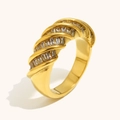 Anillo retorcido bañado en oro de 18K con circonitas rectangulares y diseño espiral - US 6 / Dorado