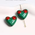 Perline a cuore verde scuro con motivi a tulipano per creazione gioielli DIY - Verde