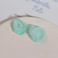 Detail of mint green mesh flower charms with pearl and bow for DIY jewelry making - 1 Piece / Light Green