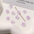Detalle macro de cuentas de vidrio violetas de 8 mm en forma de estrella para joyería DIY - 1 Pieza (8mm) / Violeta Claro