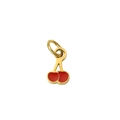 Nahaufnahme eines roten Kirsch-Anhängers mit Goldbeschichtung und Ringen für DIY-Schmuck - Doppelkirsche mit Blättern (PJ-00004-Kirsche 1)