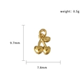 Detalle del colgante de cereza en oro de 18K con peso de 0,5g y medidas 9,7mm - Cereza