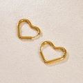 Poliertes goldene Herz-Ohrringe aus Titanstahl für Damen mit minimalistischem Design - 18K-Gold