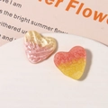 Herz-Resin-Anhänger mit pink-gelbem Verlauf und Wellentextur für DIY-Haarschmuck - Gelb