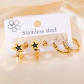 Set de boucles d'oreilles en acier titane doré avec étoiles en émail noir et créoles - Ensemble Émail Noir Étoile à Cinq Branches (TYE0429)