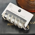 Minimalistische U-vormige roestvrijstalen oorringen met schitterende zirkonia steentjes - Zilver