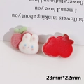 Details van 23mm aardbei en wit konijn gevlokte hars DIY sieraden accessoires - Aardbei Konijn
