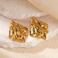 Orecchini a perno dorati irregolari con texture a effetto lava placcati 18k - Stile Foglio Stropicciato (0362)