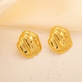 Orecchini irregolari in acciaio al titanio placcati oro 18k con texture organica - Stile Stropicciato Irregolare (0414)