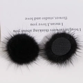 Detail van 3cm zwarte pluche bontballen met stoffen basis voor DIY haarclips accessoires - Zwart